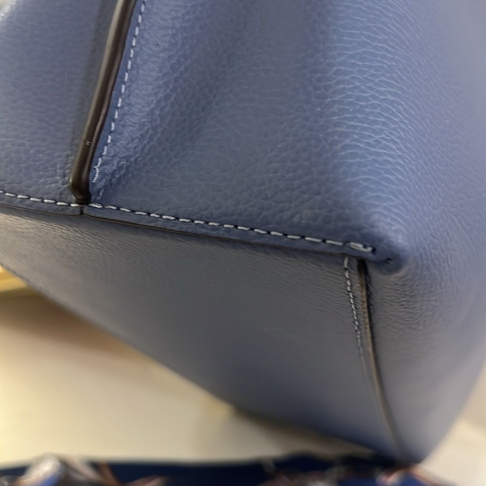 Coach Mollie Blue Tote leather Bag. Silver hardware Retail $378 style 1671 - Picture 5 of 16